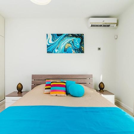 Beachcove Apartment 9 In Pereybere Pereybere Beach Exteriér fotografie